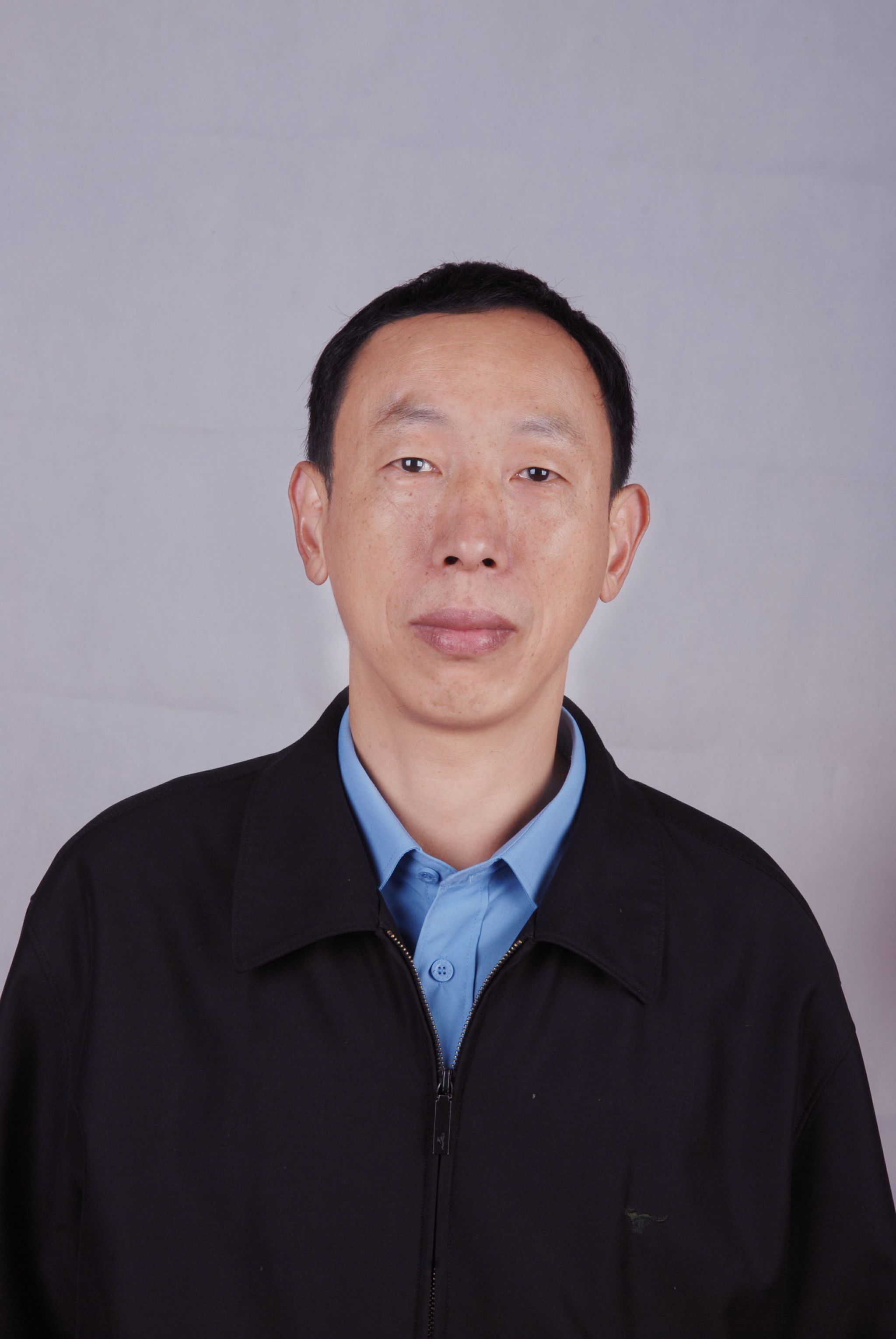 唐吉祥（身份证照）_看图王(1)